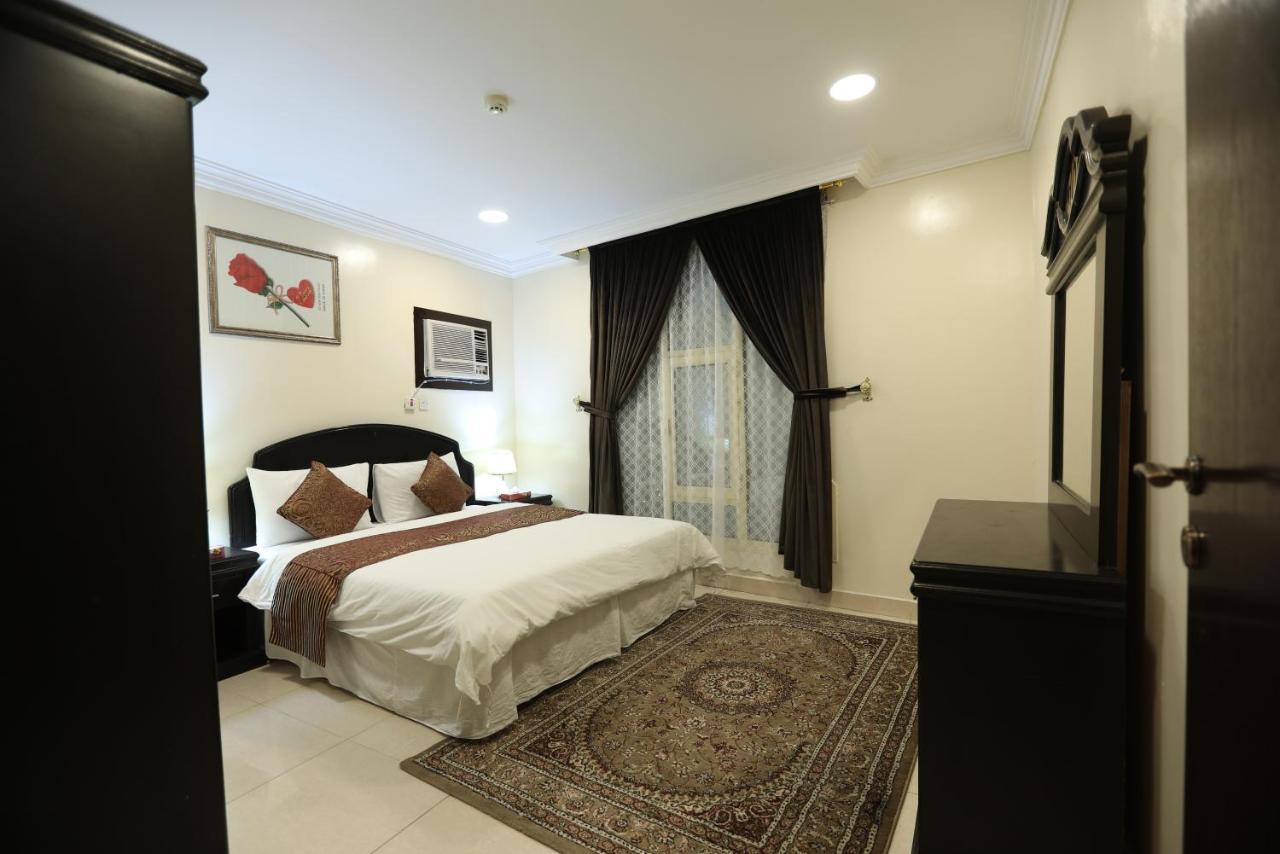 العييري للوحات المفروشة الدمام3 Dammam