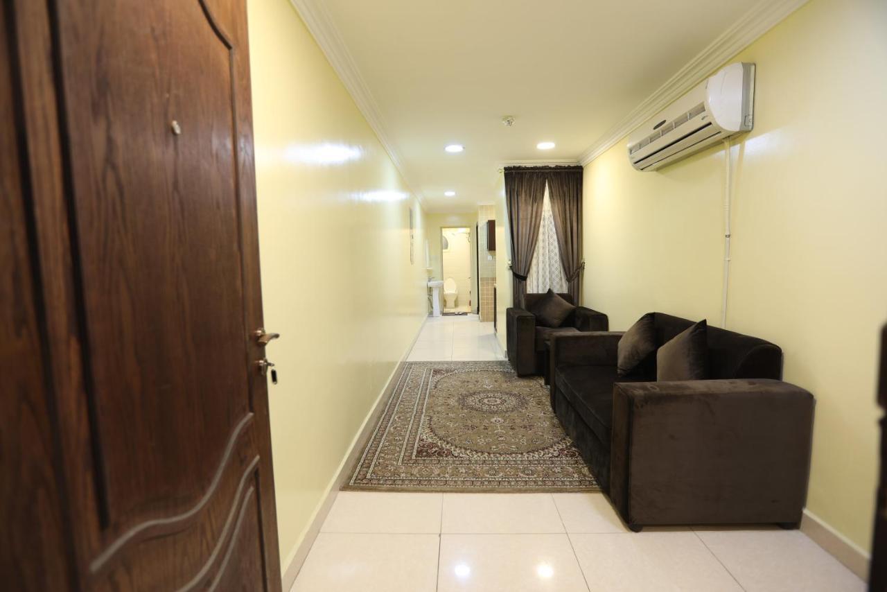 العييري للوحات المفروشة الدمام3 * Dammam
